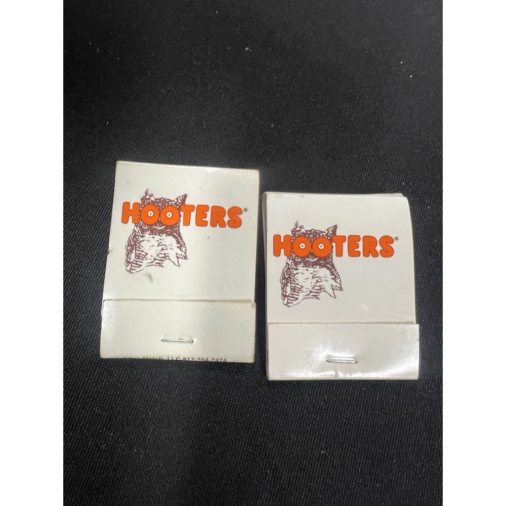 Nice Pair Of Hooters Restaurant Matchbooks, Nationwide, One Missing In Both